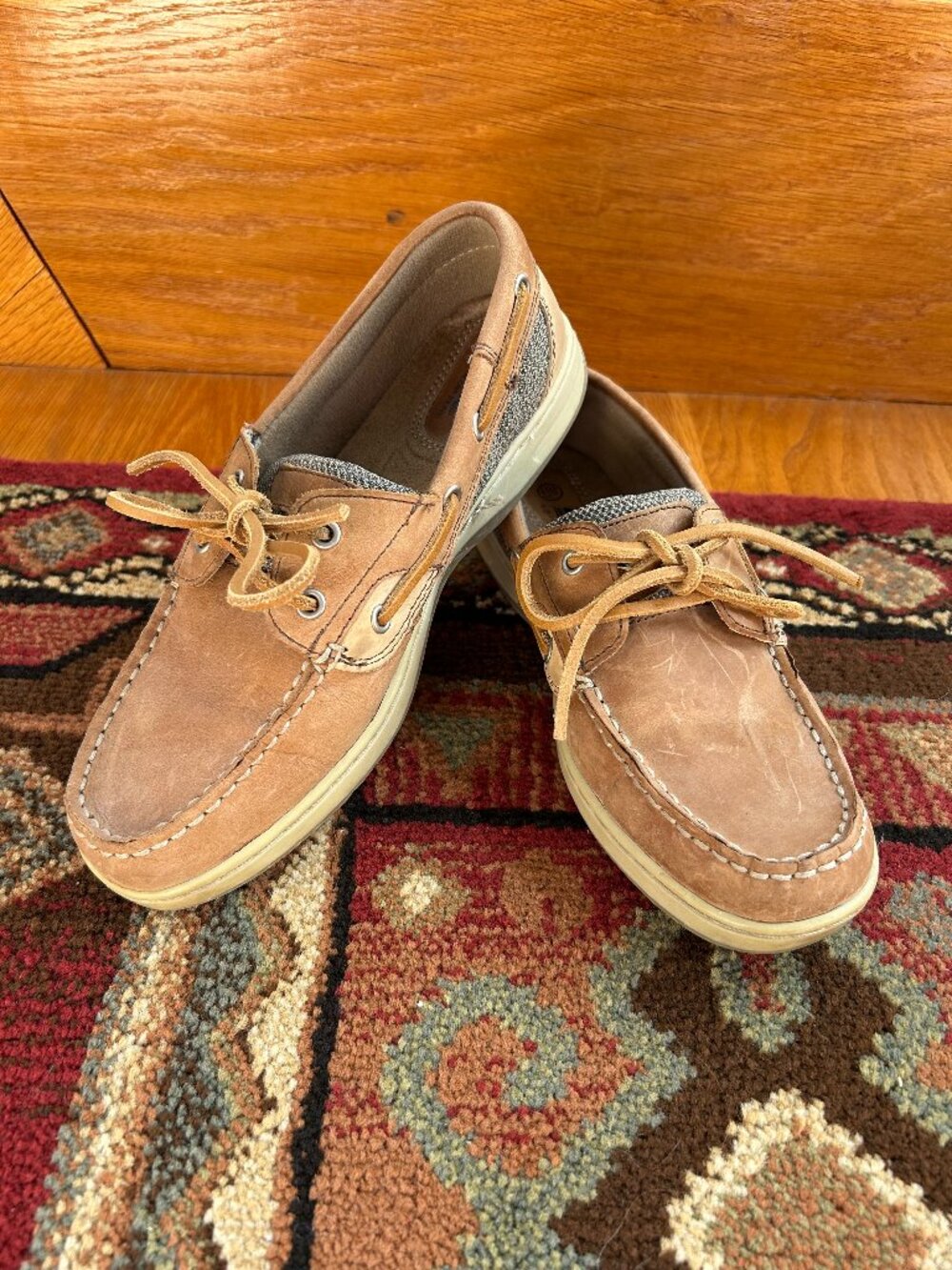 Aloha Island Women's Deck Shoes, Size 6.5M, Leather Upper